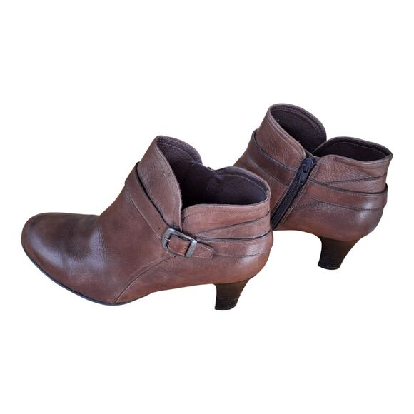 NURTURE Talin Brown Premium Leather Heeled Zip Ankle Boot 9.5M Buckle Bootie - Picture 2 of 16